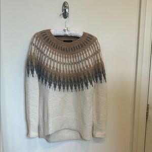 Banana Republic White and Tan Knit Sweater